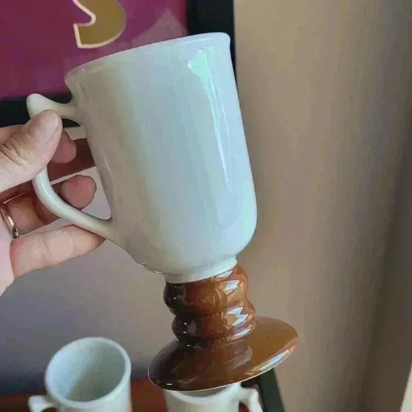 Vintage Set of 3 HALL #1272 Footed Glazed Porcelain Mugs Chestnut and White USA - Picture 5 of 8